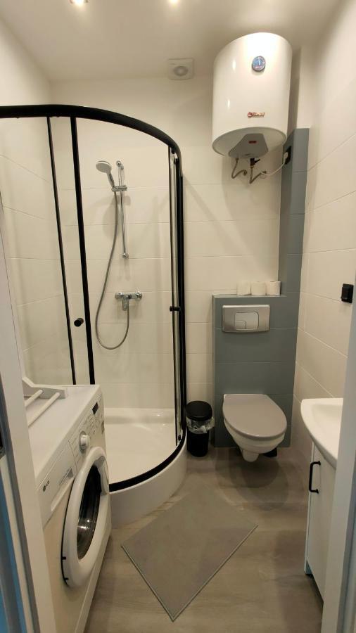 Dabrowa Zeromskiego Apartment